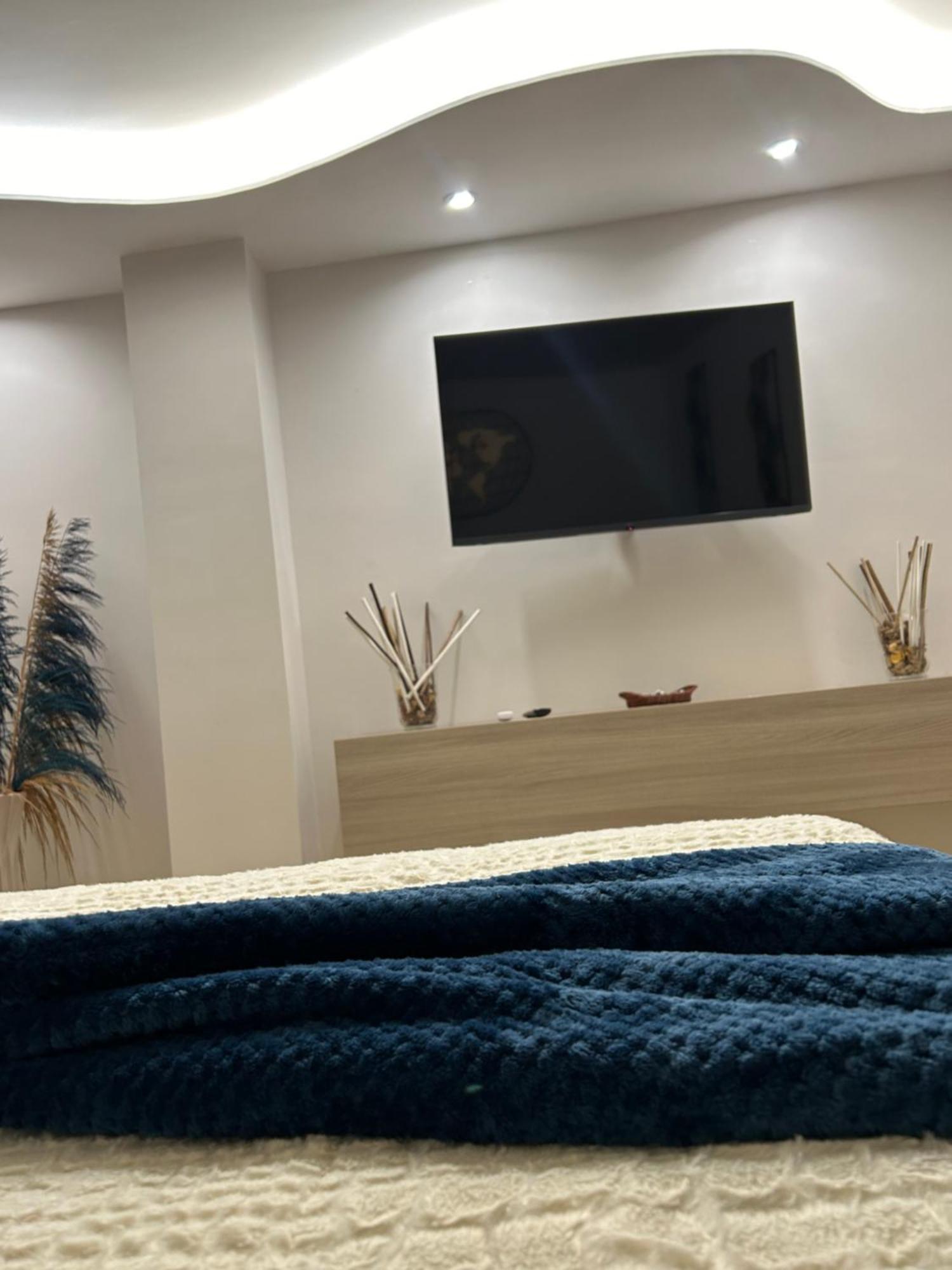 Apartamento L'Ospite Napoletano Nápoles Exterior foto